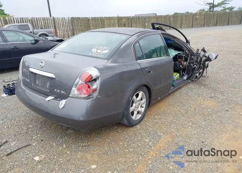 2006 Nissan Altima 2.5 S from USA, damaged, VIN 1N4AL11DX6C152383